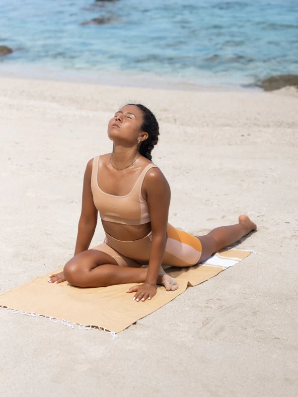 Roxy Womens Chill Out Seamless Medium Impact Sports Bra - Image 10