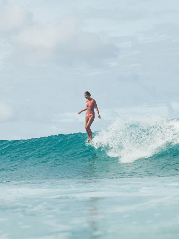 Roxy Womens Meadow Flowers Tiki Tri Bikini Top - Image 5